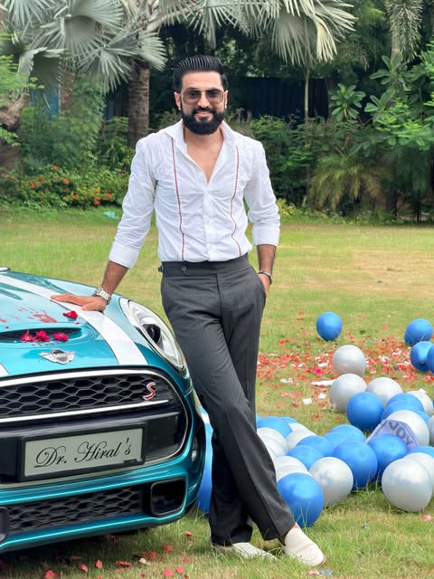 “Not chasing attention. Just making an entrance. 😎🔥”