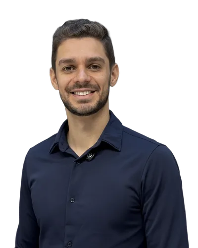 Dr. Lucas Rabelo