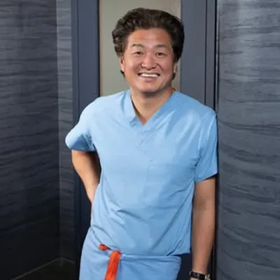 Dr. Min Ahn