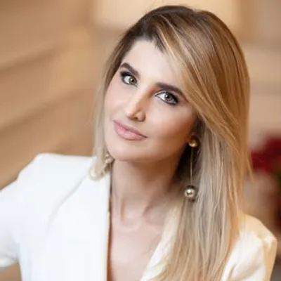 Dr. Marcelle Leão