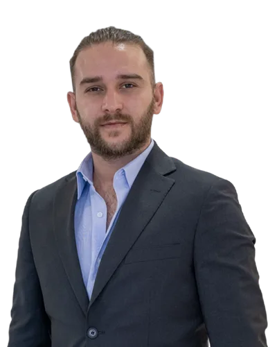 Dr. Ali Koç